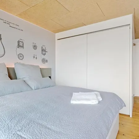 Evi's & 3* Bern