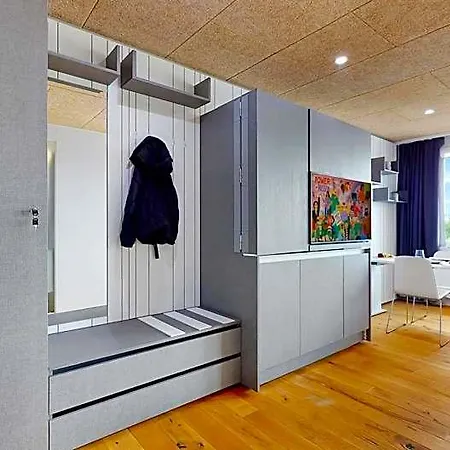 Evi's & Aparthotel 3*
